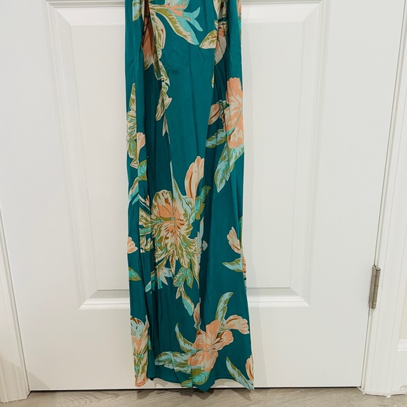 Le Salty Maya MIDI Dress - Picture 5 of 9